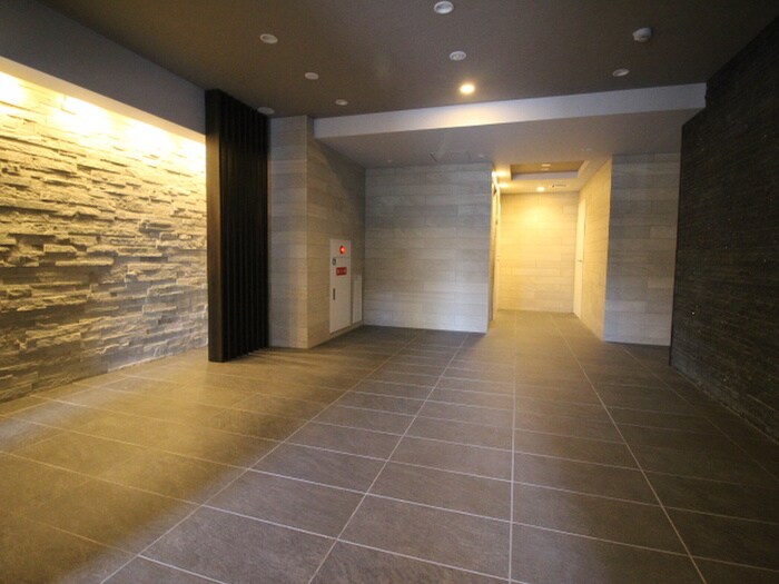 ｴｽﾘｰﾄﾞ大阪上本町ﾚｼﾞｪｰﾛ(1301)の物件外観写真