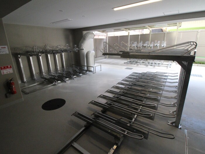 ｴｽﾘｰﾄﾞ大阪上本町ﾚｼﾞｪｰﾛ(1301)の物件外観写真