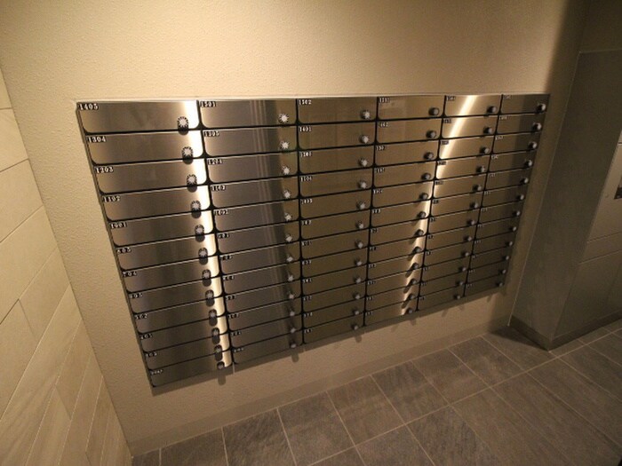 ｴｽﾘｰﾄﾞ大阪上本町ﾚｼﾞｪｰﾛ(1301)の物件外観写真