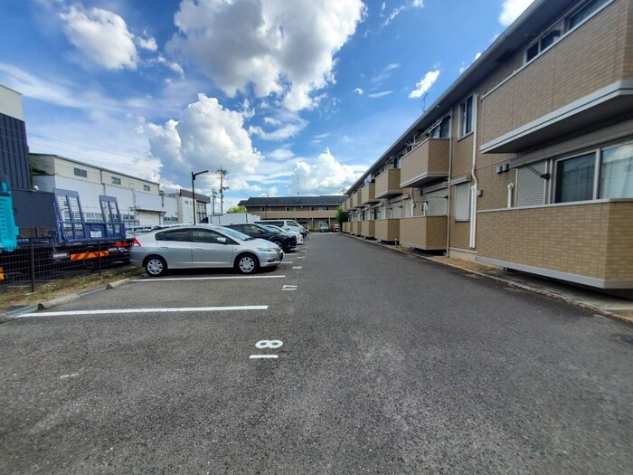 フィエスタ１号館の物件外観写真