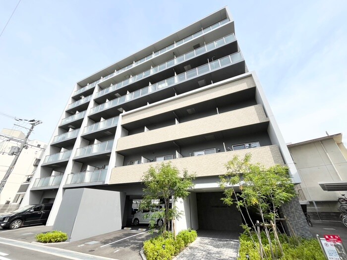 ライブガーデン江坂Ⅸの物件外観写真