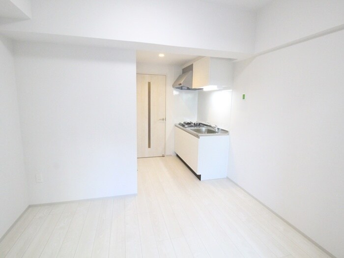 ライブガーデン江坂Ⅸの物件内観写真