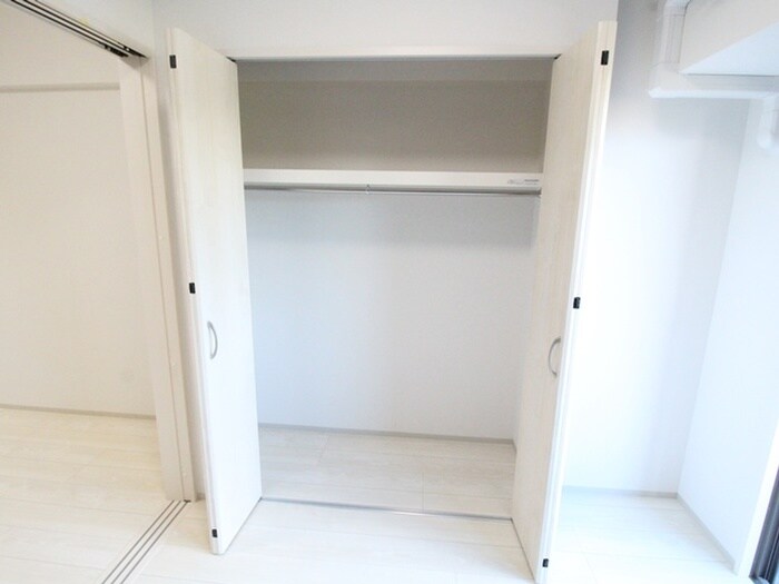 ライブガーデン江坂Ⅸの物件内観写真