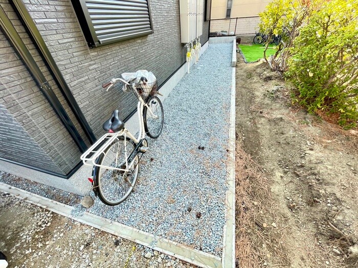 ユニホームⅥの物件外観写真