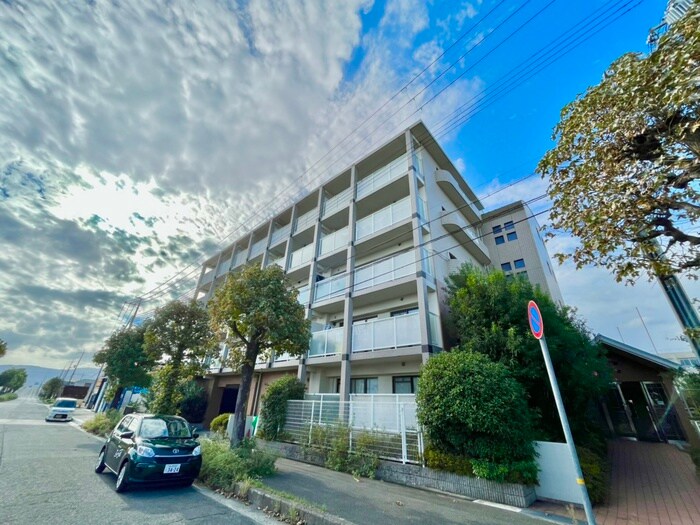 ボヌールソシアの物件外観写真