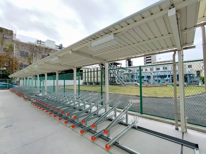 グランカーサ高井田の物件外観写真