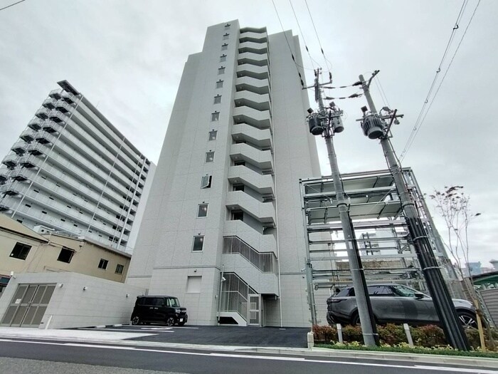 グランカーサ高井田の物件外観写真