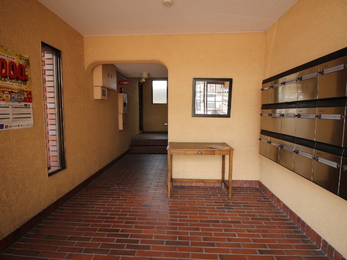 ビラ・アペックス京都竹田の物件外観写真