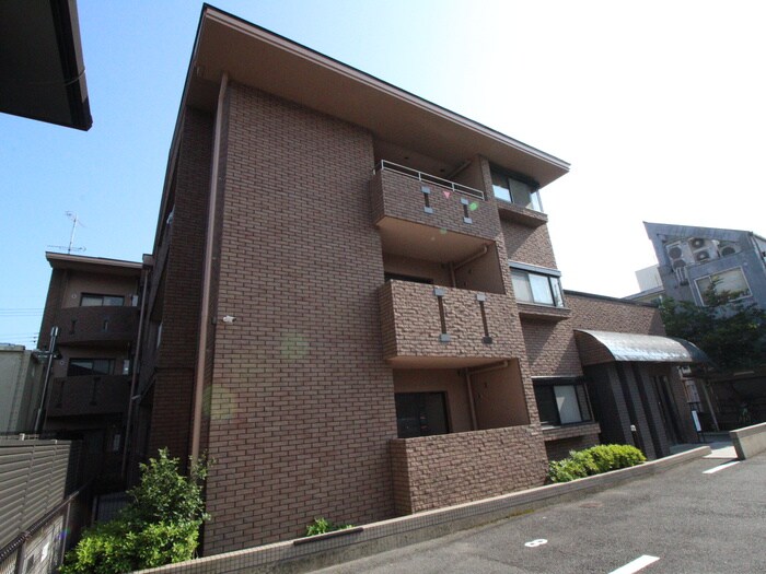 パヴォ―ネ植物園の物件外観写真