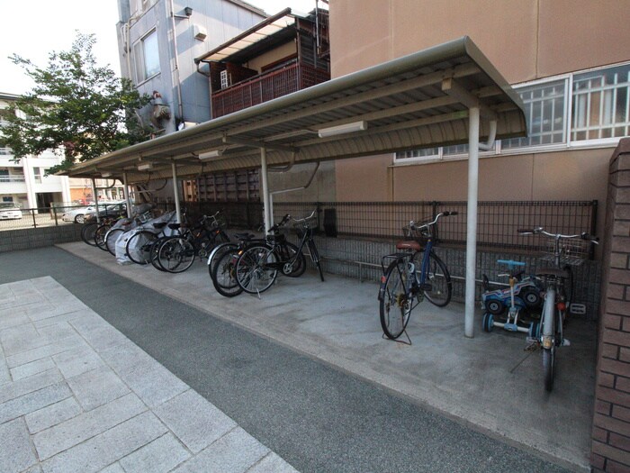 パヴォ―ネ植物園の物件外観写真