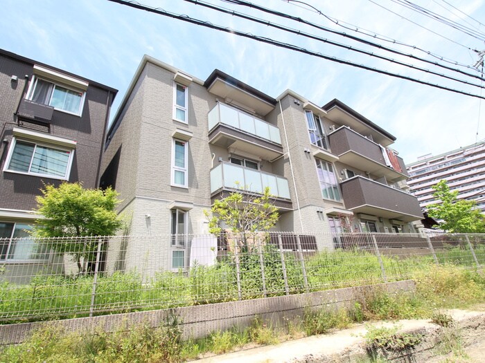 サンスクエア千里万博A棟の物件外観写真