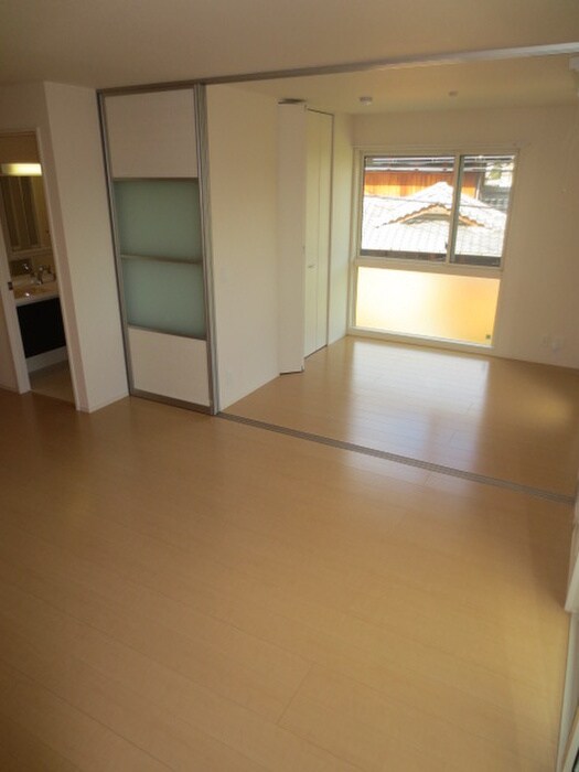 サンスクエア千里万博A棟の物件内観写真