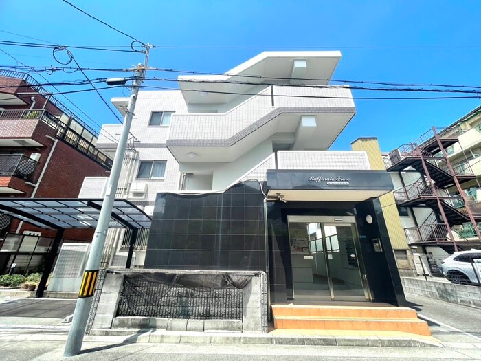 ラッフィナ－ト　フィオ－レの物件外観写真