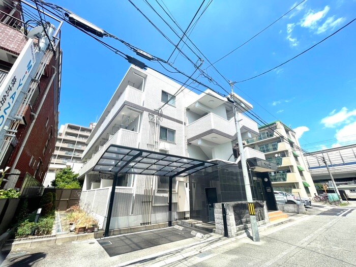 ラッフィナ－ト　フィオ－レの物件外観写真