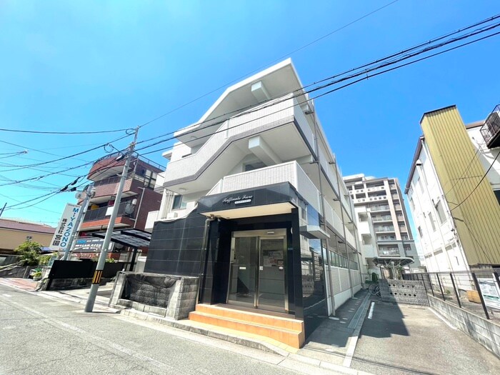 ラッフィナ－ト　フィオ－レの物件外観写真