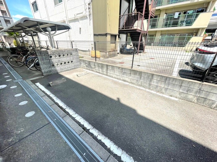 ラッフィナ－ト　フィオ－レの物件外観写真