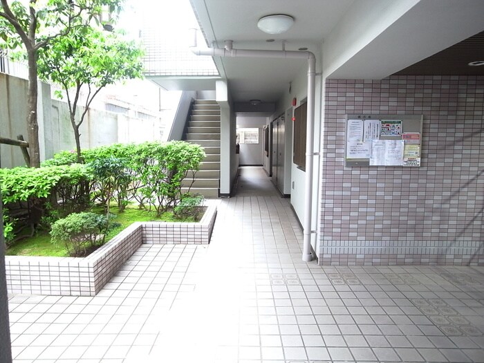 エバーグレイス武庫之荘の物件外観写真