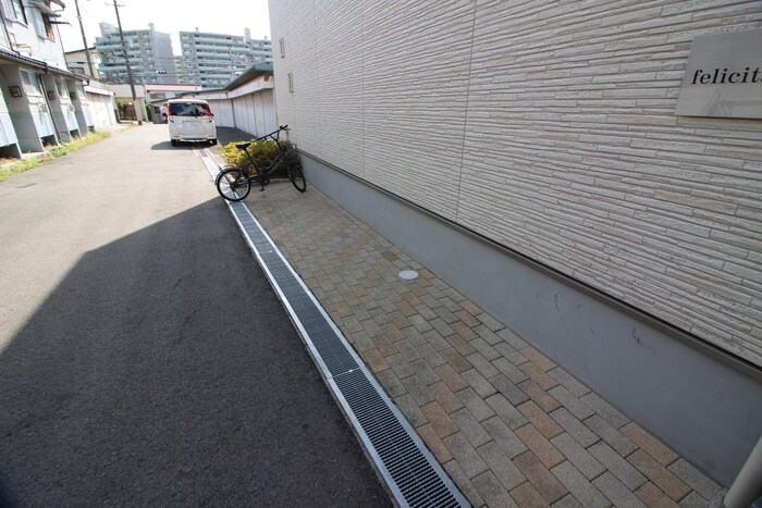 ｆｅｌｉｃｉｔｅの物件外観写真