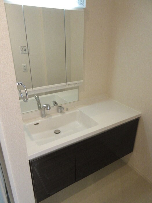 サンスクエア千里万博B棟の物件内観写真