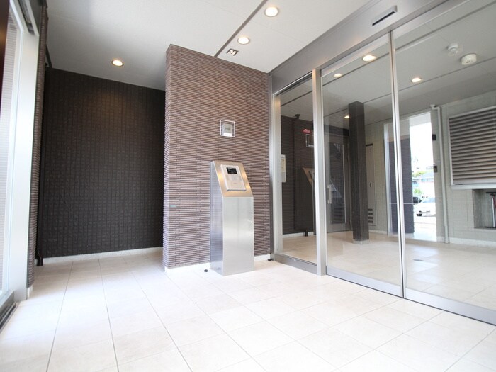 サンスクエア千里万博B棟の物件外観写真