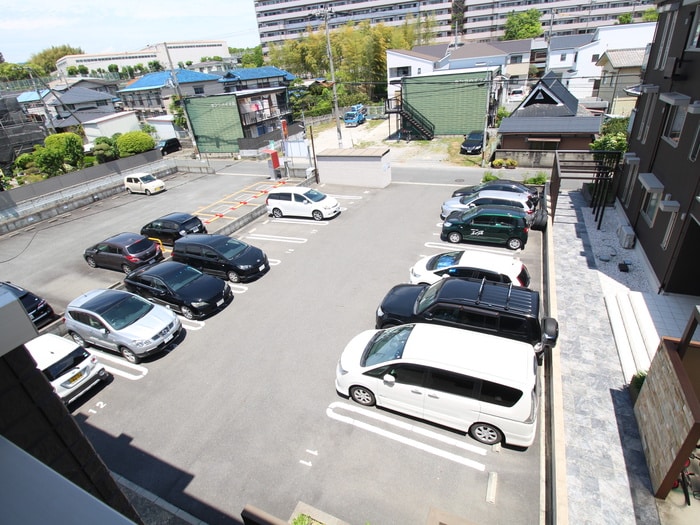 サンスクエア千里万博B棟の物件外観写真