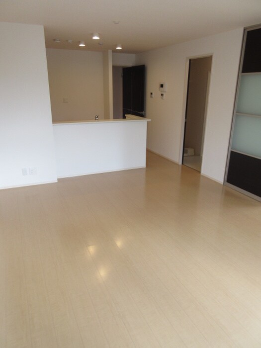 サンスクエア千里万博B棟の物件内観写真
