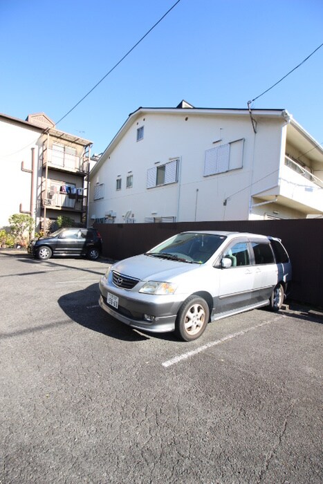 奈良本マンションの物件外観写真