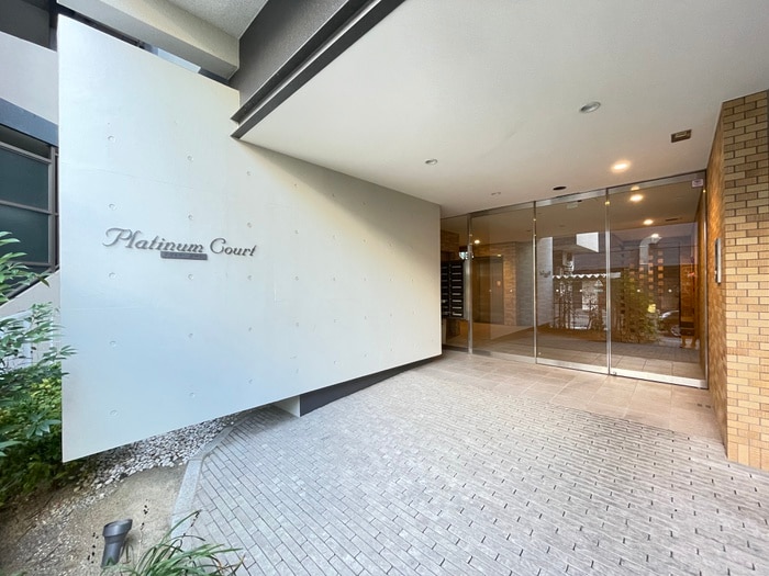 プラチナコートの物件外観写真