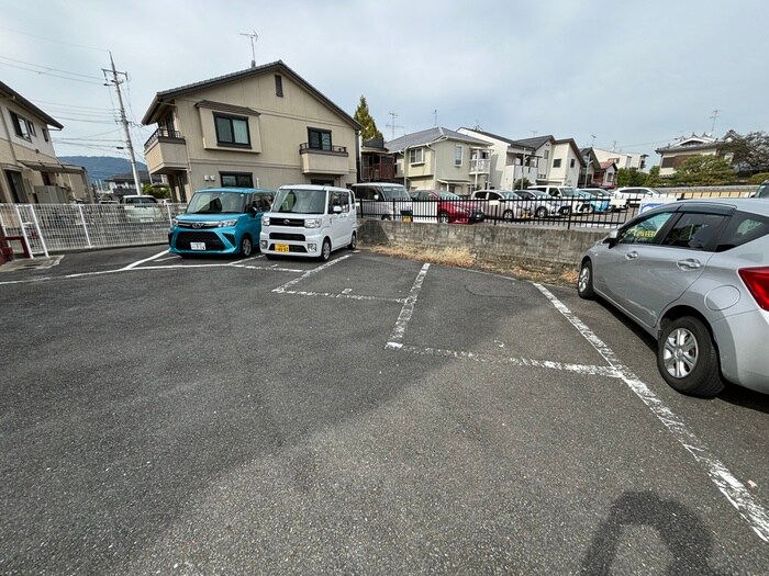 ロココ桂の物件外観写真