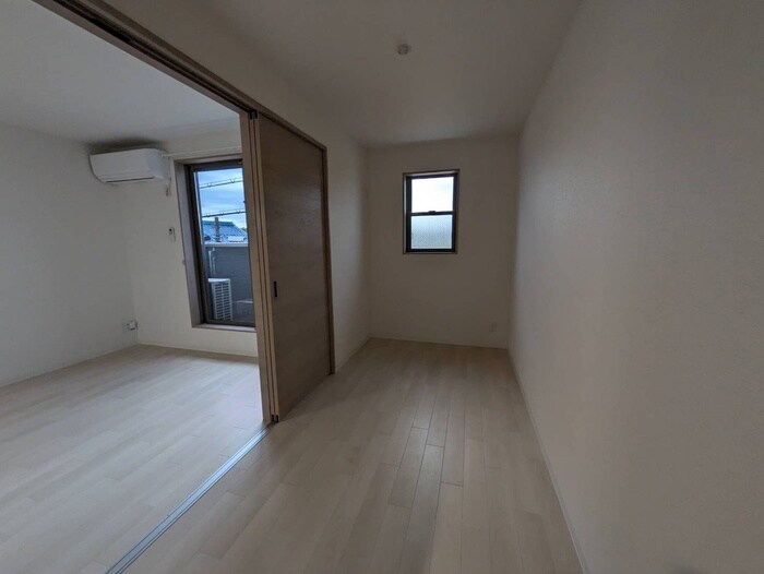 リヴェール長尾の物件内観写真