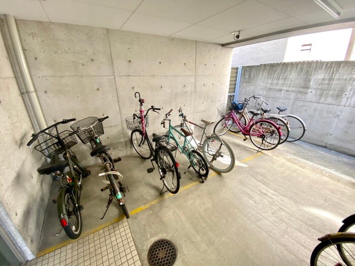 コ－ポラス長居東の物件外観写真