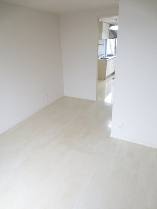 ホワイトハウスの物件内観写真