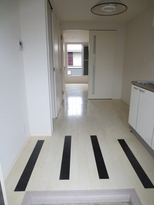 ホワイトハウスの物件内観写真