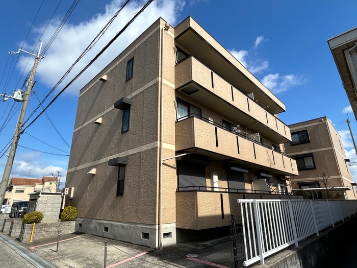 フォンテーヌⅡ　A棟の物件外観写真