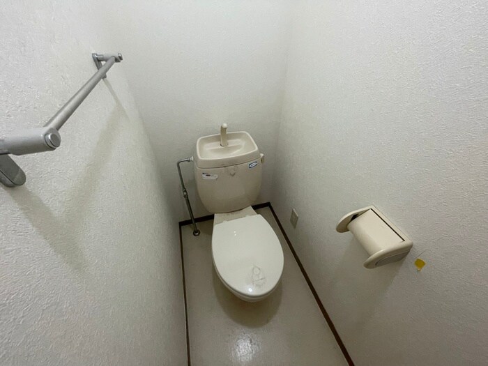 フォンテーヌⅡ　A棟の物件内観写真