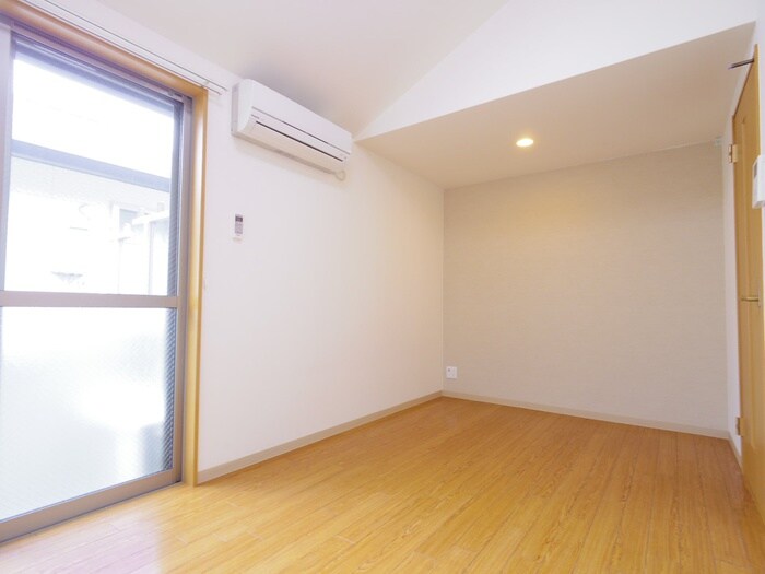 ベルビュー深草の物件内観写真