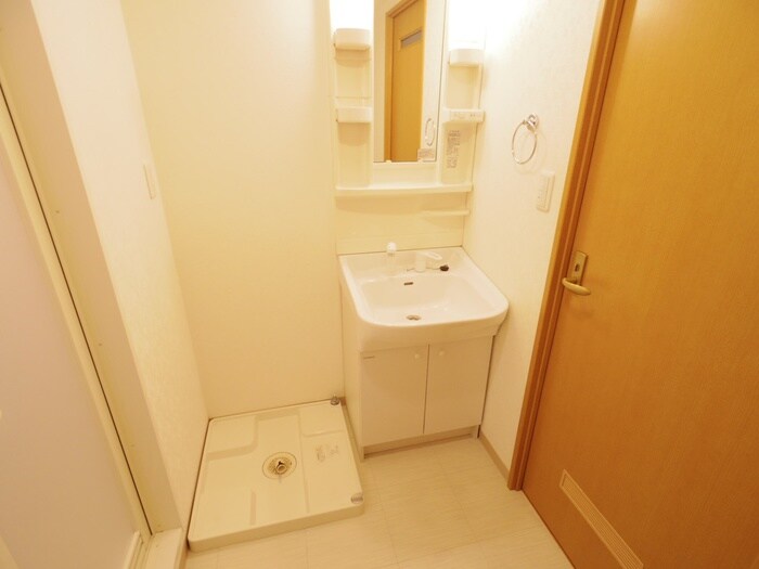 ベルビュー深草の物件内観写真