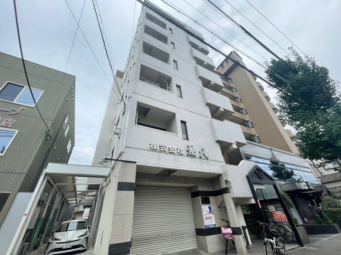 兼久マンションの物件外観写真