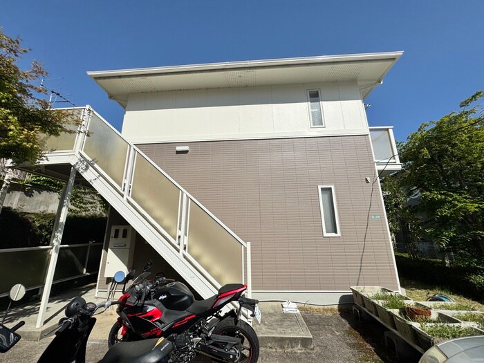 ファインコ－ト仁川の物件外観写真