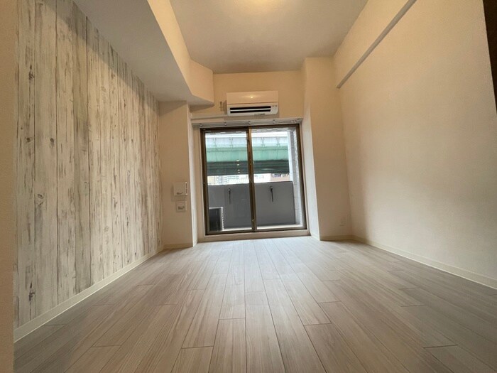 ﾌﾟﾚｻﾝｽﾊｰﾊﾞｰﾗﾝﾄﾞｱﾝﾄﾞ･ｼｰ(1405)の物件内観写真