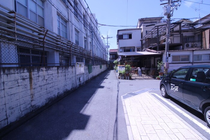 サニーコート初町の物件外観写真