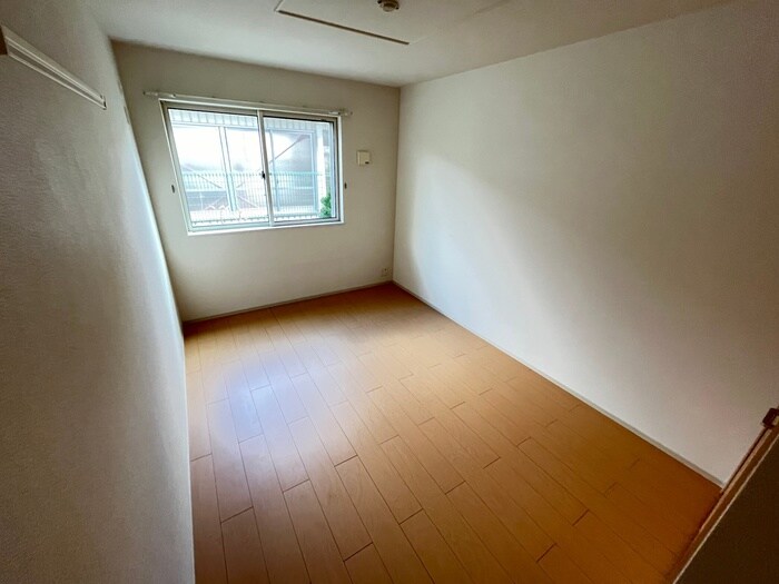 サニーコート初町の物件内観写真