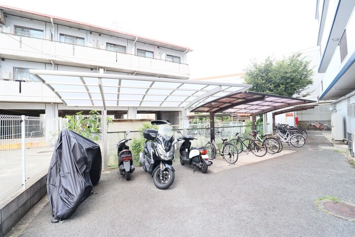 ヴィラ・ヌーヴォラ・アルバの物件外観写真