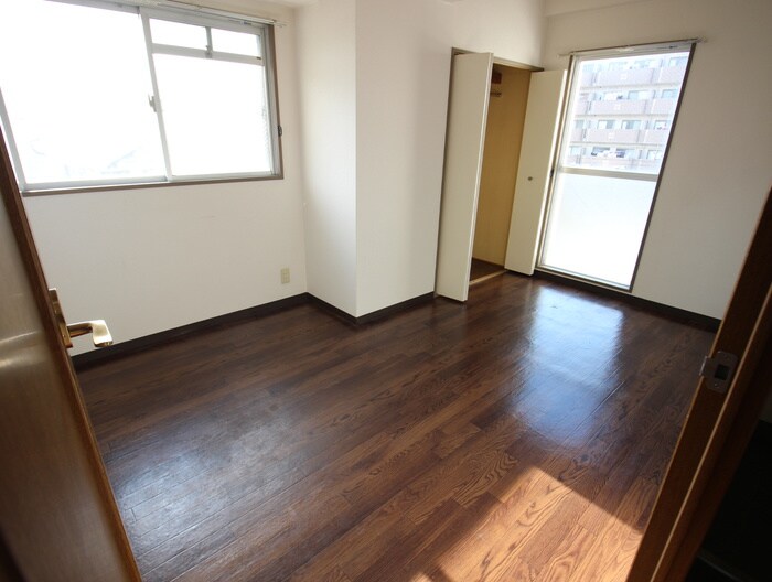 パストラーレ久米田の物件内観写真