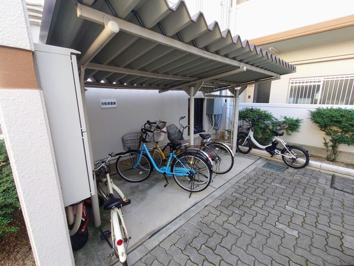 パストラーレ久米田の物件外観写真