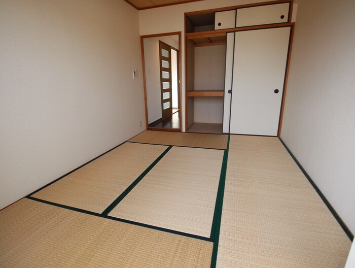 パストラーレ久米田の物件内観写真