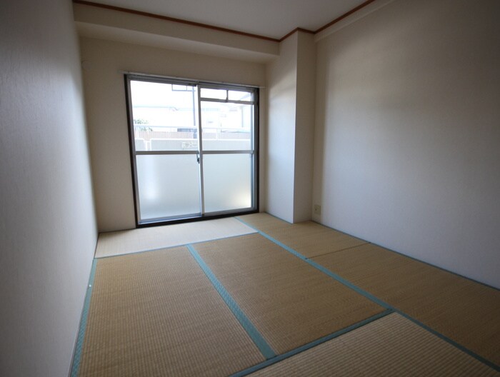 パストラーレ久米田の物件内観写真