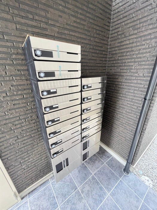 ジーメゾン東大阪寿の物件外観写真