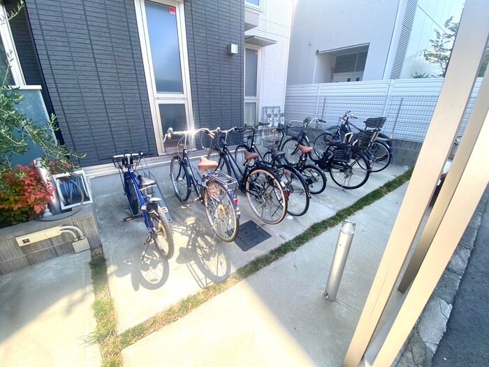 ローズコート西宮北口の物件外観写真