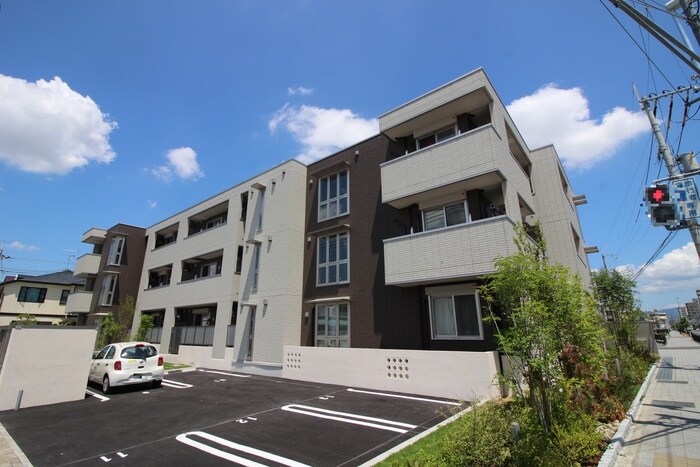 サンウェルズ水尾の物件外観写真